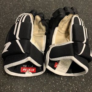 CCM Youth Hockey gloves